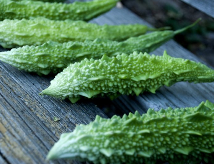 What is Bitter Melon | Health Benefits, Nutritional Value and Recipe